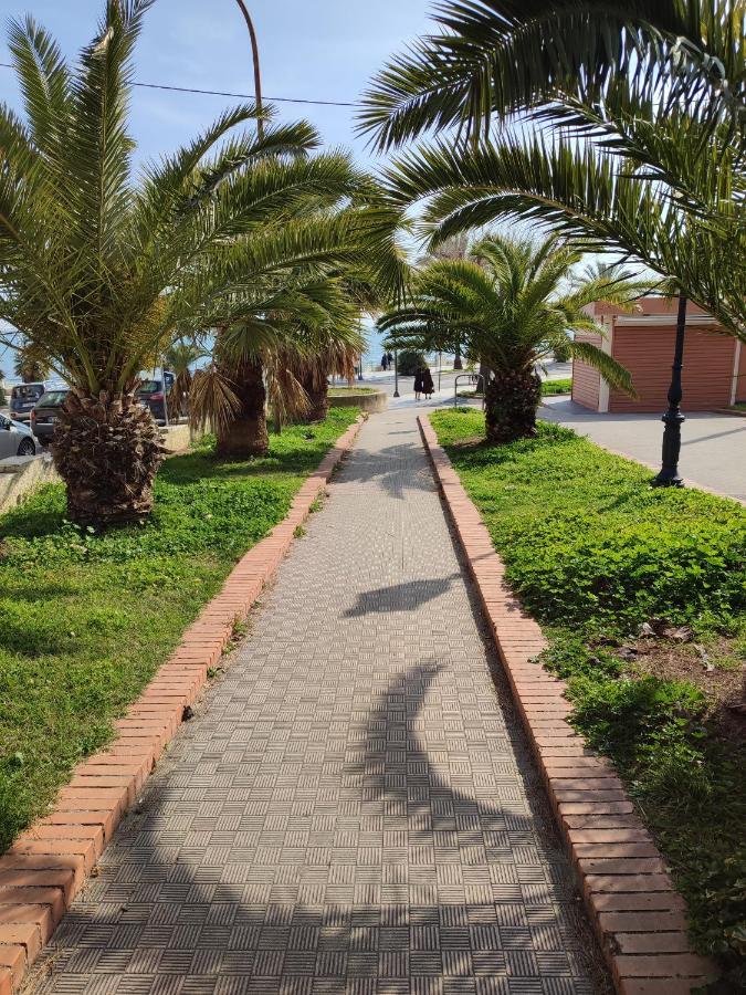 Ferienwohnung Dimora Della Marchesa - Al Duomo Manfredonia Exterior foto