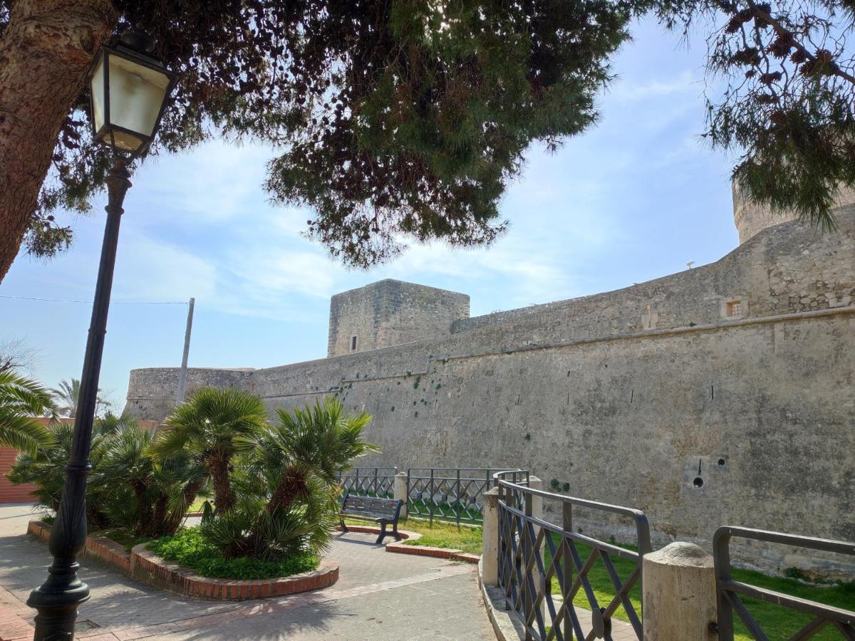 Ferienwohnung Dimora Della Marchesa - Al Duomo Manfredonia Exterior foto