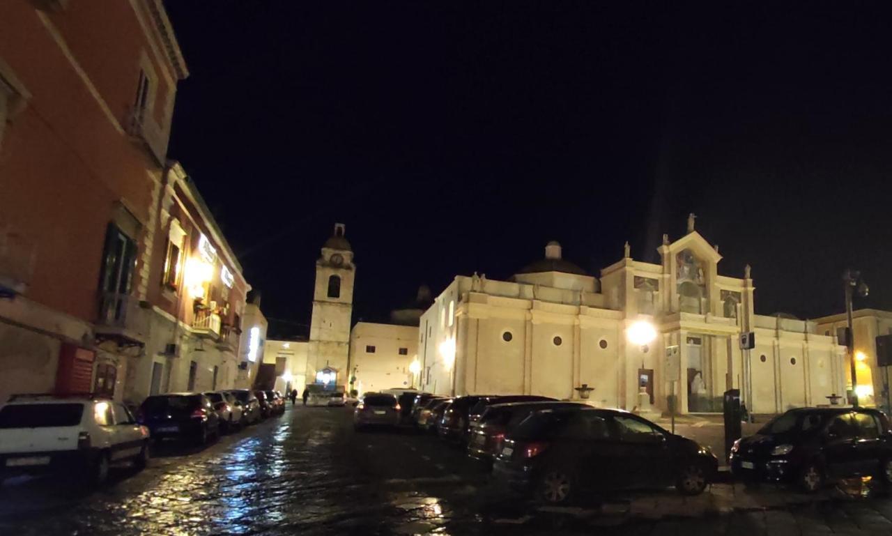 Ferienwohnung Dimora Della Marchesa - Al Duomo Manfredonia Exterior foto